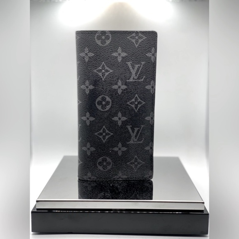 Louis Vuitton Men’s Brazza Eclipse Black Leather Long Wallet